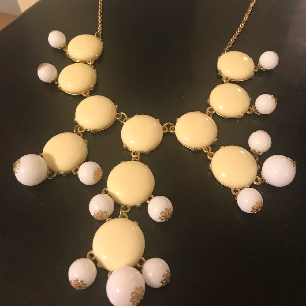 Cream & white bubble necklace